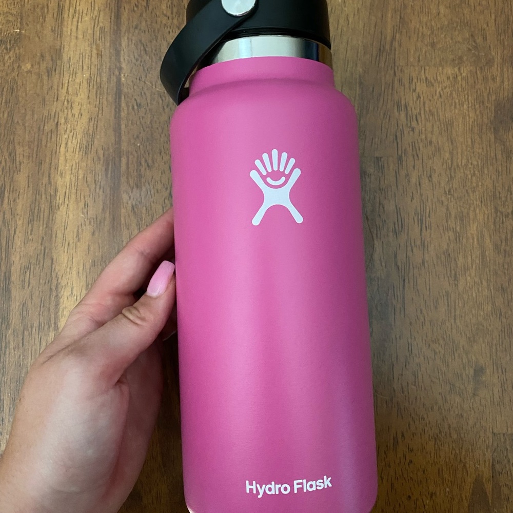 32. Oz Hydroflask